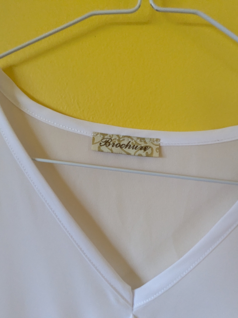 Top Roufle White Blouse - Picture 6 of 9
